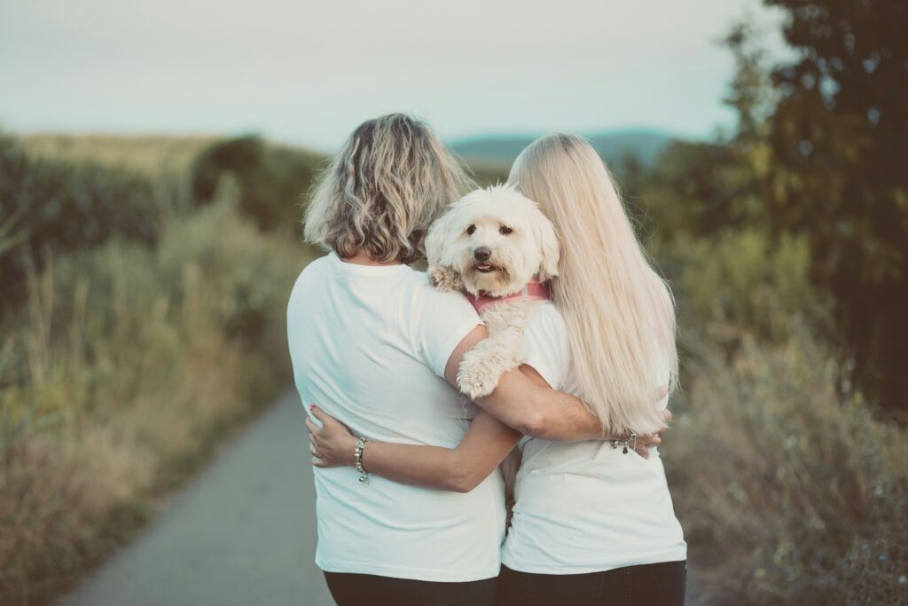 Family-Holding-Pet-Loss-Support-Grief